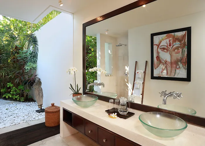 Bali Asri Hotel 4*